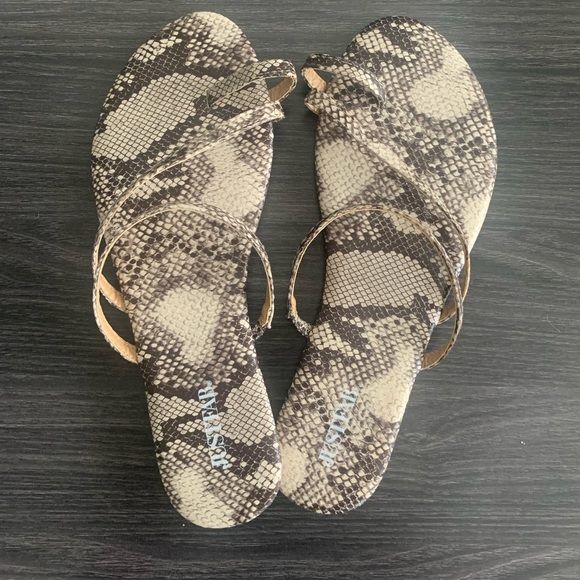 Snakeskin sandals- brand new - Picture 1 of 2